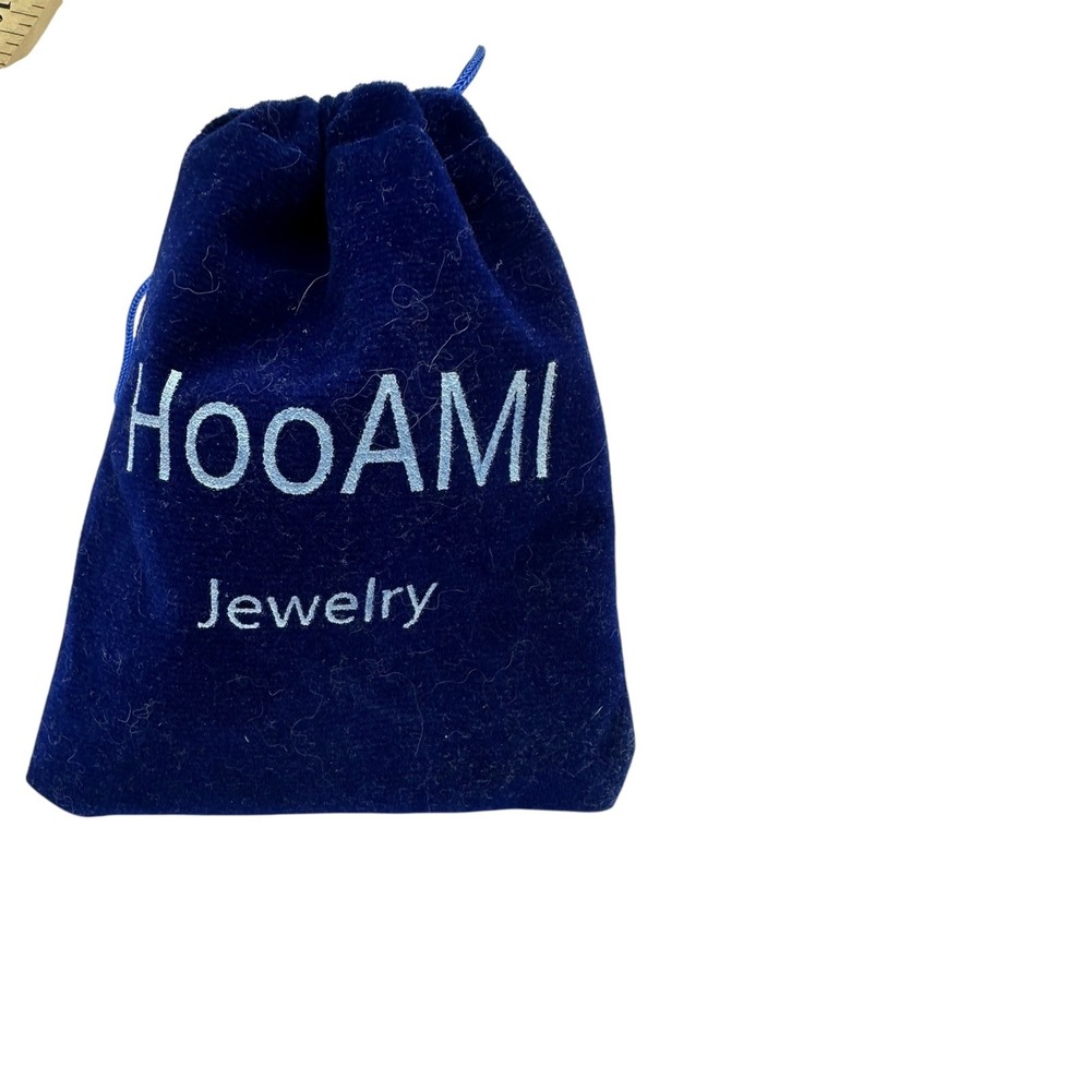 HooAMI Essential Oil Diffuser Necklace Silver Tree of Life Faith Locket Pouch